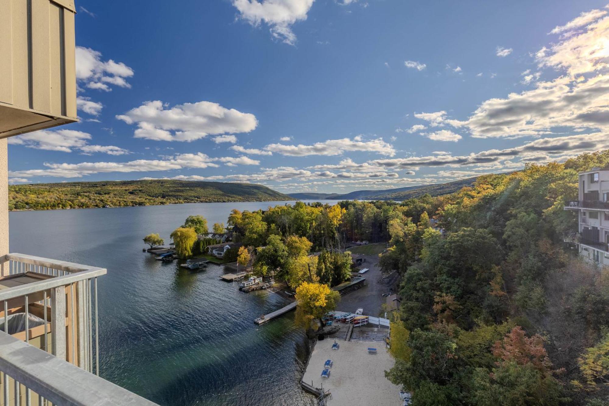 Canandaigua Lake Retreat With View And Private Beach Access, Foliage, Hike, And Ski Exterior photo